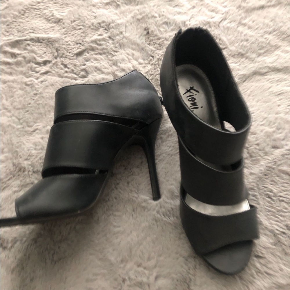 Black heels